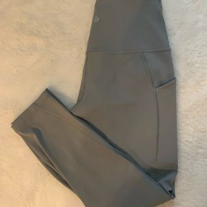 Lululemon align 23” with pockets size 6 leggings